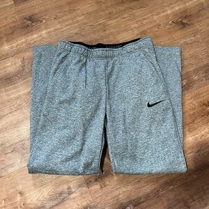 Nike Therma Fit Sweats Sz Large